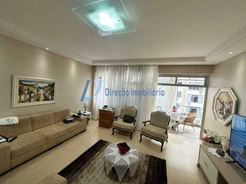 Apartamento à venda com 3 quartos, 120m² - Foto 1