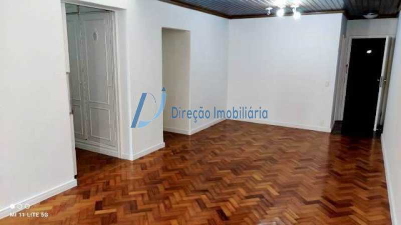 Apartamento à venda com 3 quartos, 110m² - Foto 2