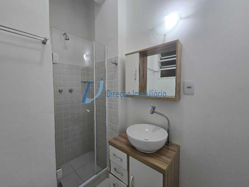 Apartamento à venda com 1 quarto, 38m² - Foto 11