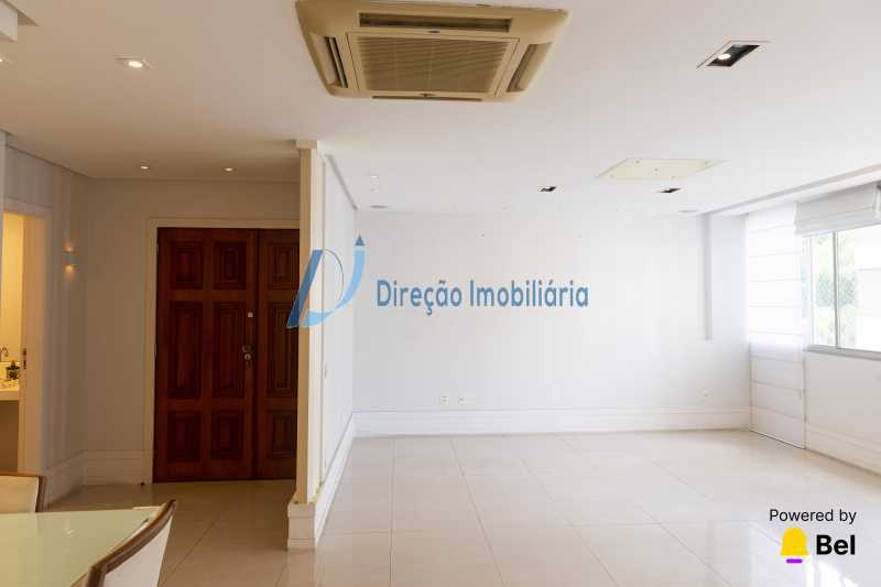 Apartamento à venda com 4 quartos, 150m² - Foto 8