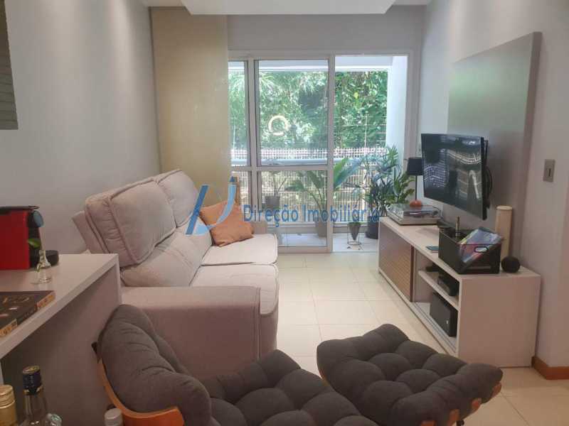 Apartamento à venda com 3 quartos, 79m² - Foto 1