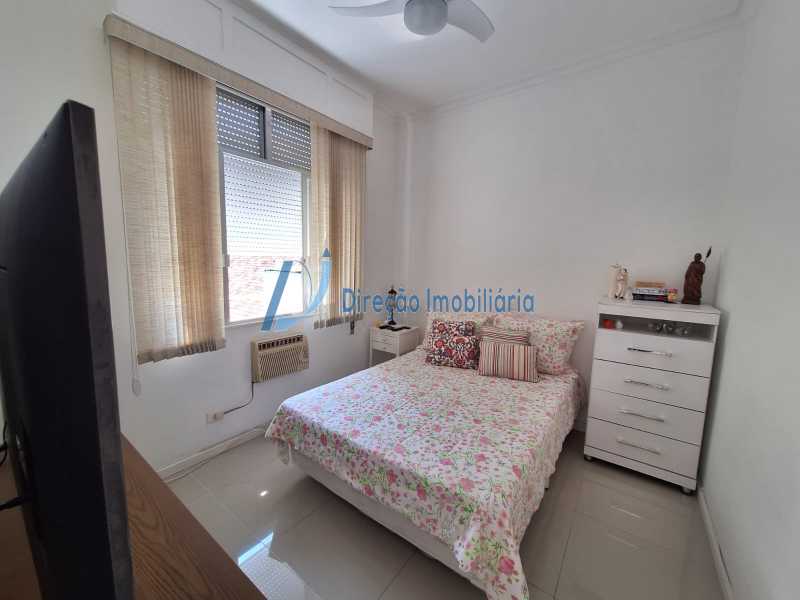 Apartamento à venda com 2 quartos, 64m² - Foto 4