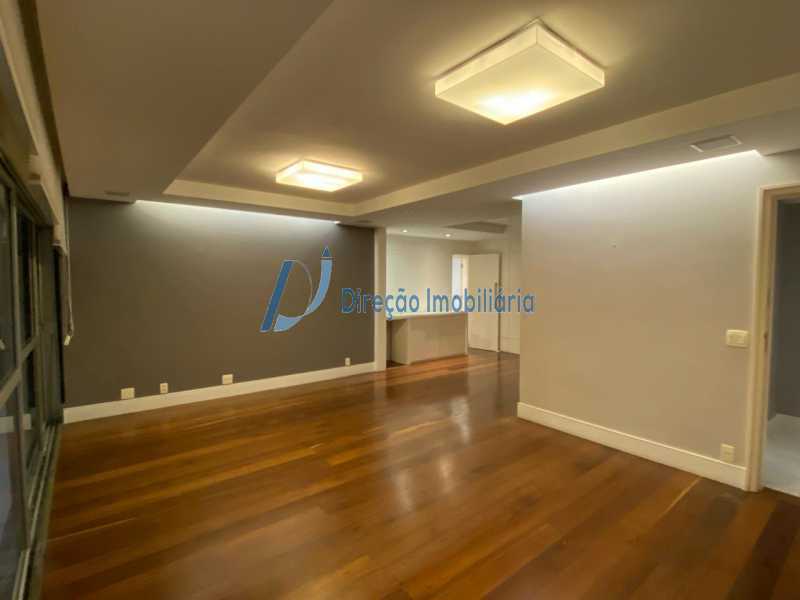 Apartamento à venda com 3 quartos, 140m² - Foto 9