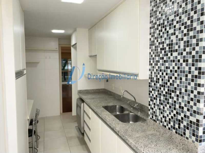 Apartamento à venda com 3 quartos, 140m² - Foto 22