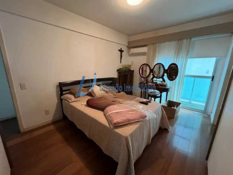 Apartamento à venda com 3 quartos, 149m² - Foto 17