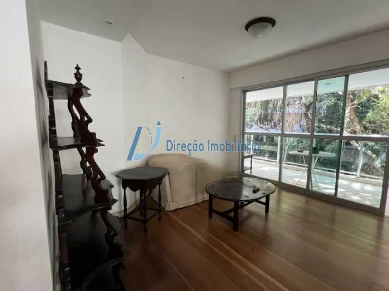 Apartamento à venda com 3 quartos, 149m² - Foto 9