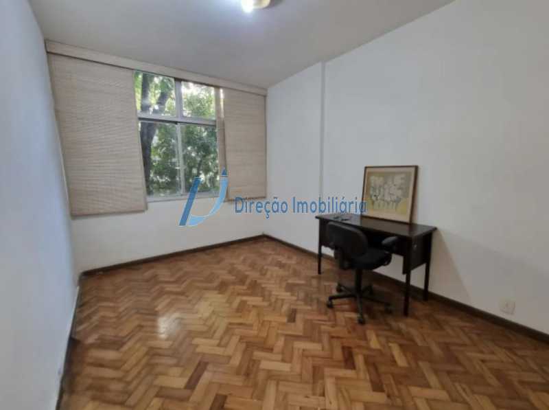 Apartamento à venda com 3 quartos, 130m² - Foto 9