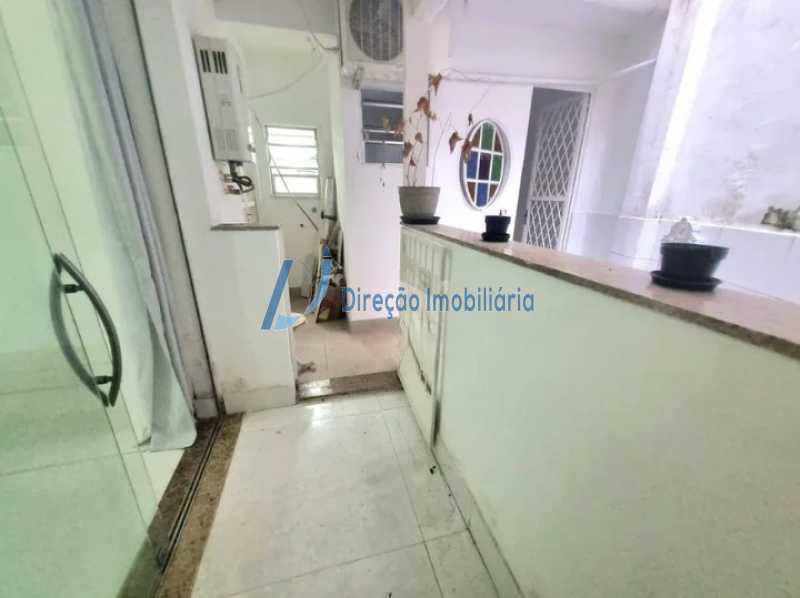 Apartamento à venda com 3 quartos, 101m² - Foto 16