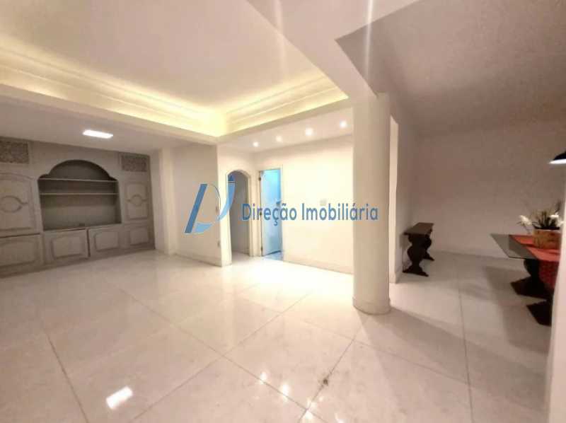 Apartamento à venda com 3 quartos, 101m² - Foto 2