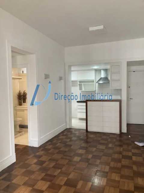 Apartamento à venda com 2 quartos, 65m² - Foto 9