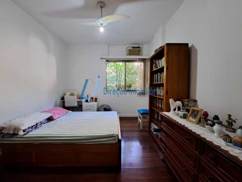 Apartamento à venda com 3 quartos, 123m² - Foto 8