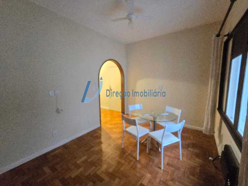 Apartamento à venda com 1 quarto, 41m² - Foto 4