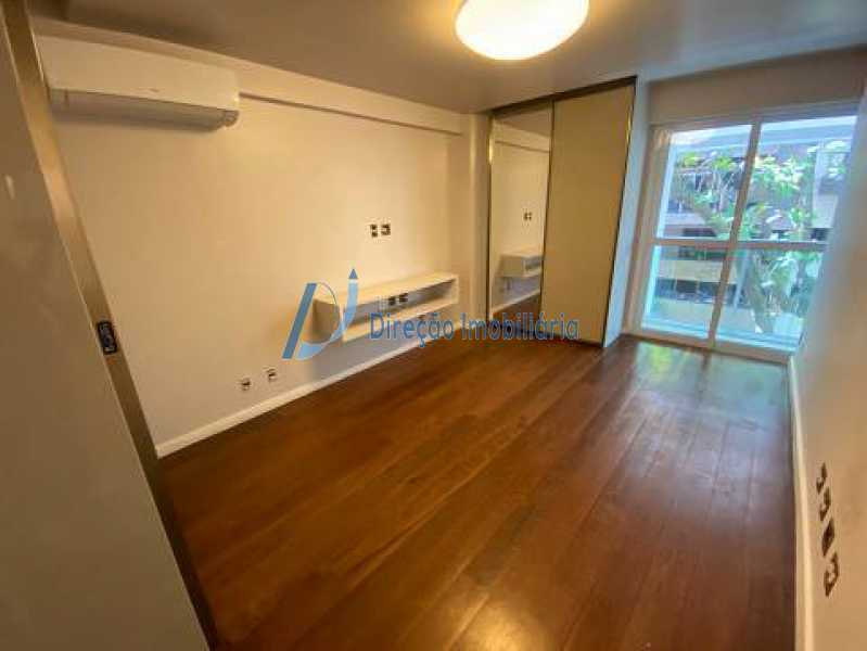 Apartamento à venda com 3 quartos, 199m² - Foto 10