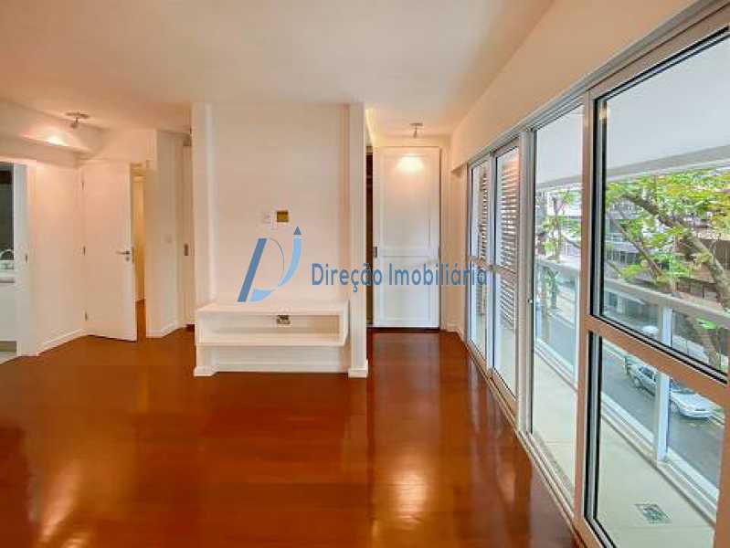 Apartamento à venda com 3 quartos, 199m² - Foto 15