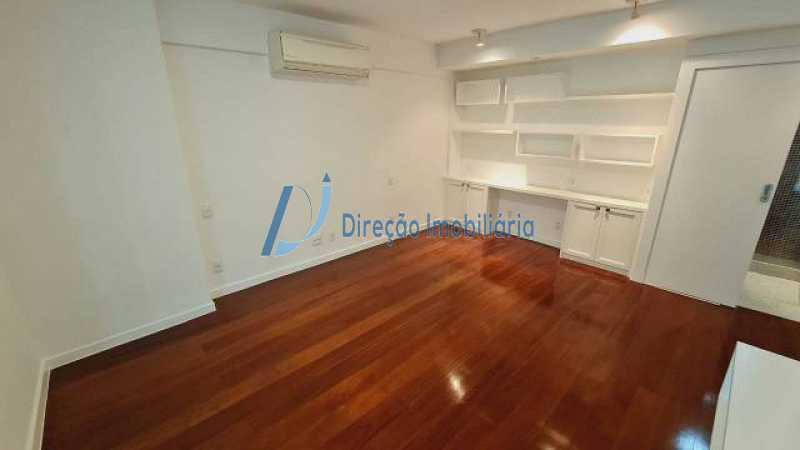 Apartamento à venda com 3 quartos, 199m² - Foto 17