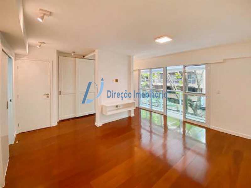 Apartamento à venda com 3 quartos, 199m² - Foto 2