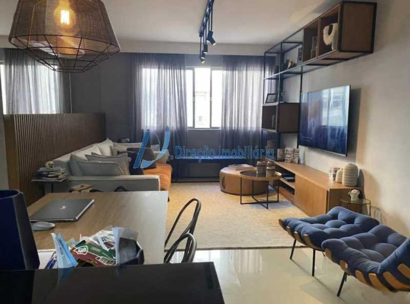 Apartamento à venda com 2 quartos, 78m² - Foto 2