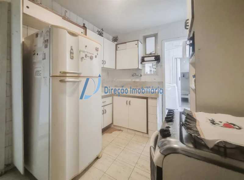 Apartamento à venda com 3 quartos, 100m² - Foto 17
