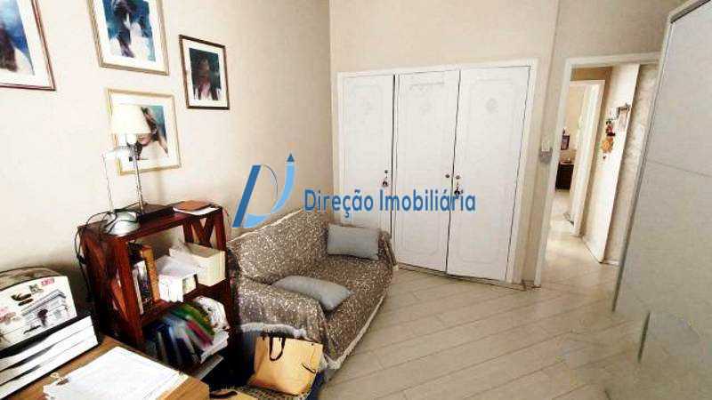 Apartamento à venda com 4 quartos, 237m² - Foto 16