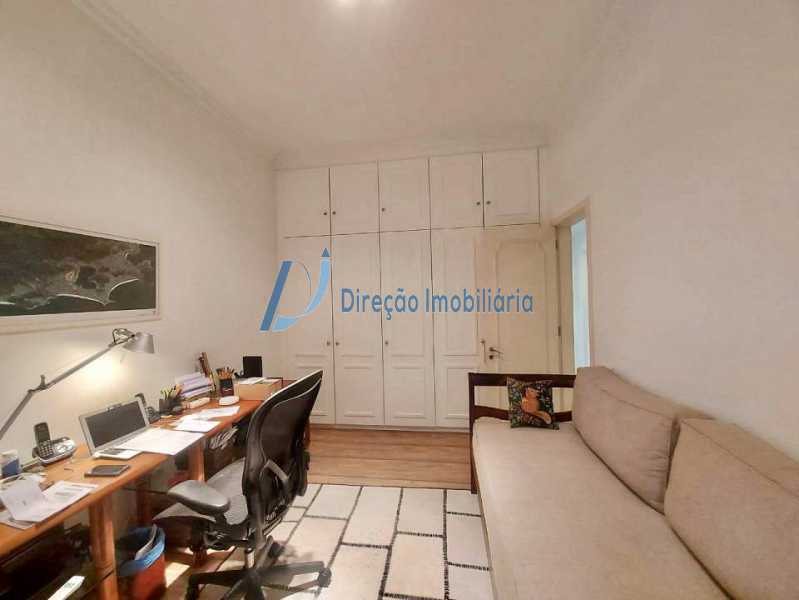 Apartamento à venda com 4 quartos, 232m² - Foto 6