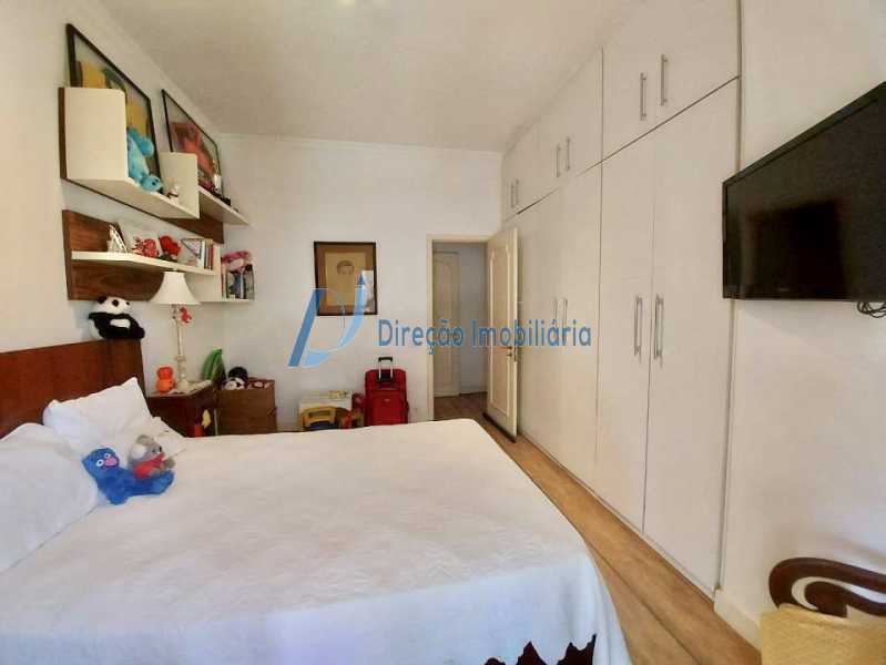 Apartamento à venda com 4 quartos, 232m² - Foto 14