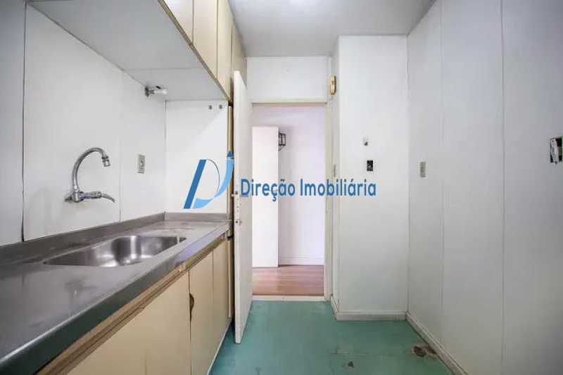 Cobertura à venda com 2 quartos, 139m² - Foto 13