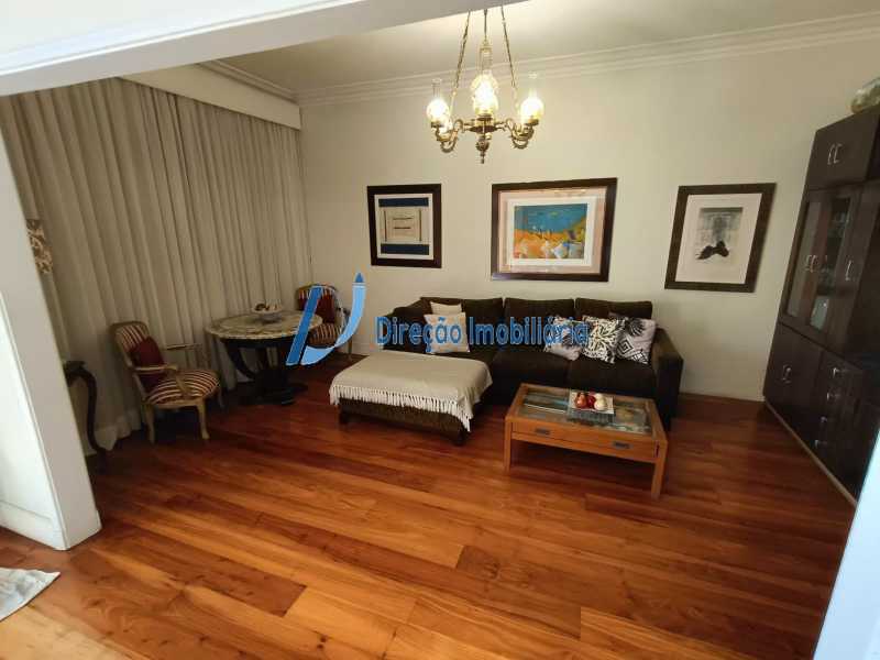 Apartamento à venda com 4 quartos, 259m² - Foto 8