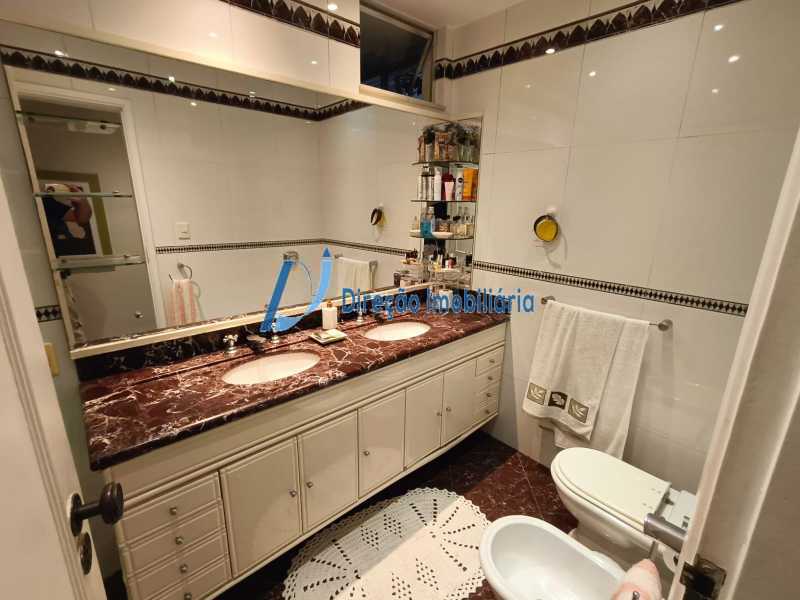 Apartamento à venda com 4 quartos, 259m² - Foto 19