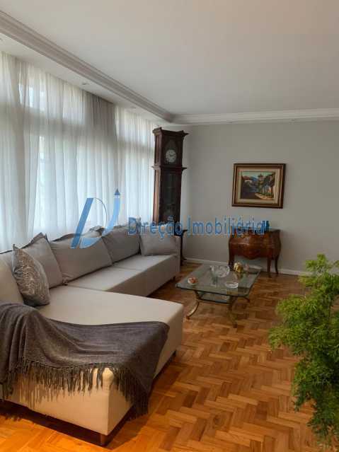 Apartamento à venda com 3 quartos, 140m² - Foto 2