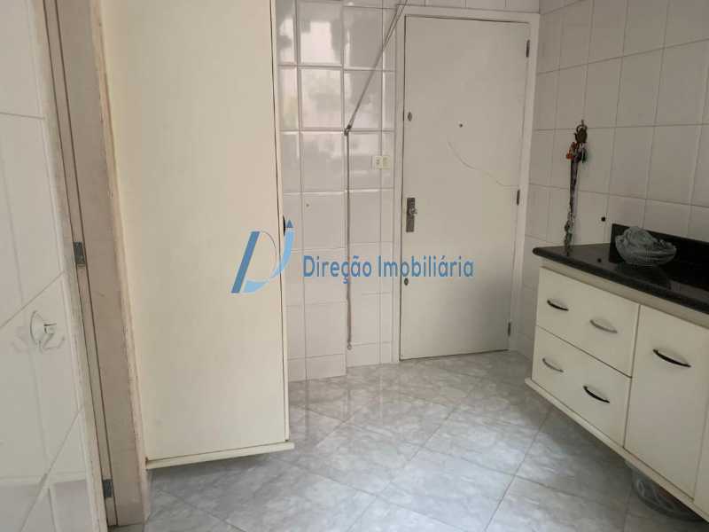 Apartamento à venda com 3 quartos, 140m² - Foto 18