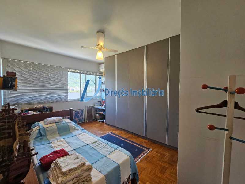 Apartamento à venda com 4 quartos, 161m² - Foto 11