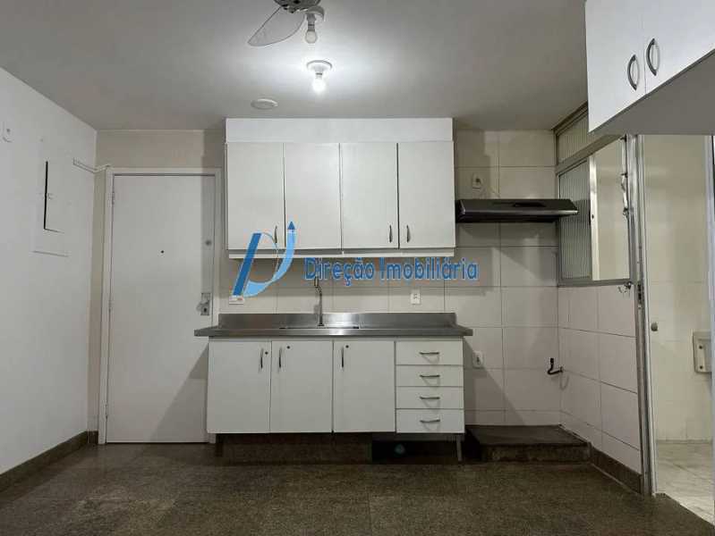 Apartamento à venda com 4 quartos, 164m² - Foto 18