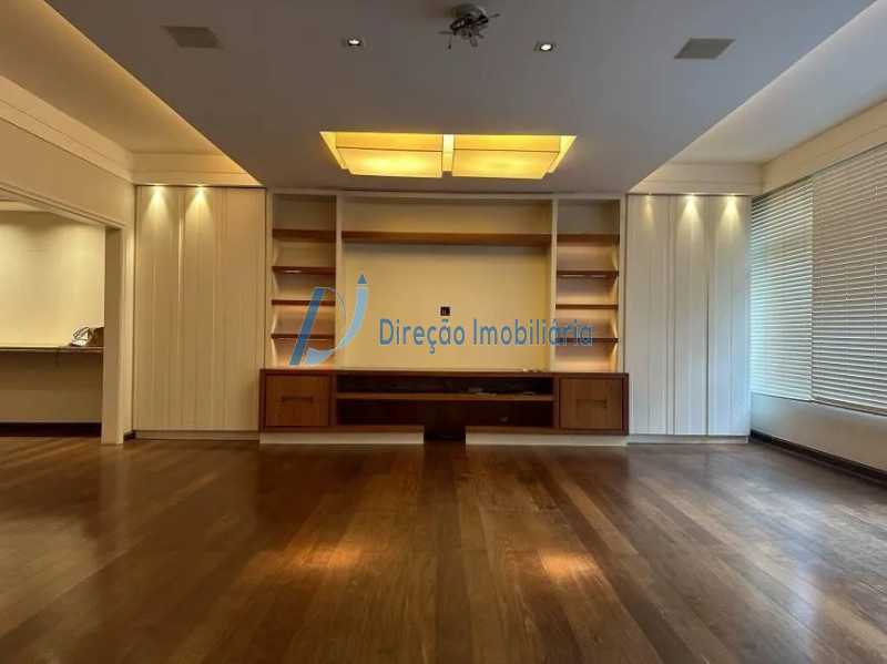 Apartamento à venda com 4 quartos, 175m² - Foto 2