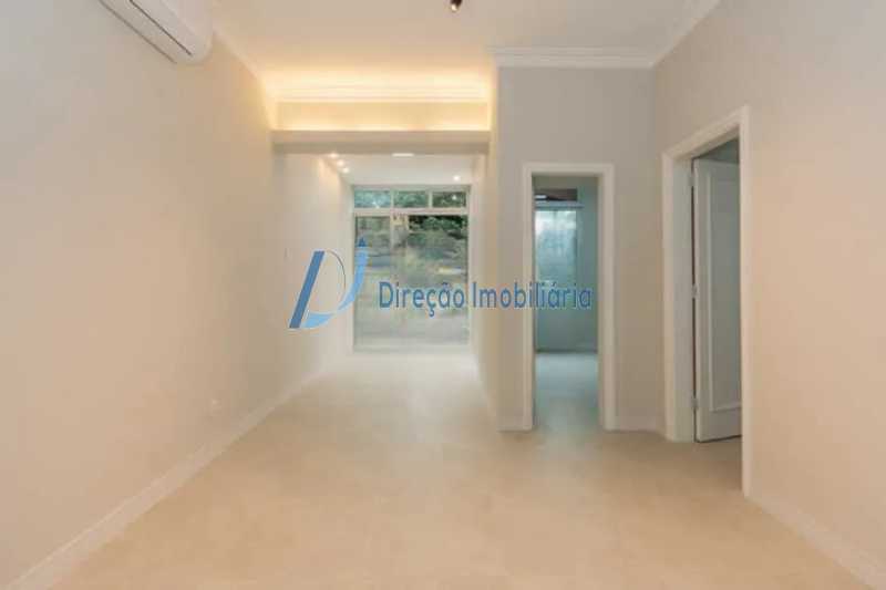 Apartamento à venda com 2 quartos, 82m² - Foto 2