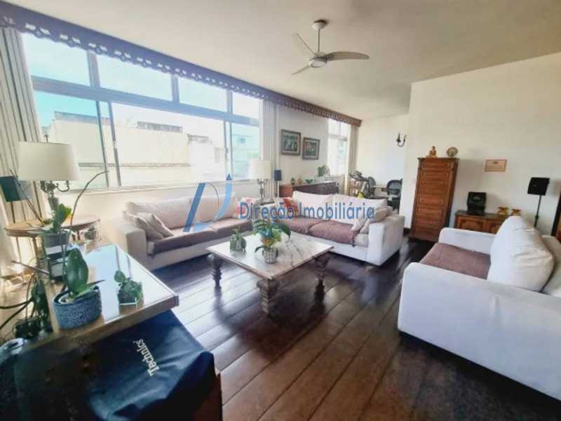 Apartamento à venda com 4 quartos, 141m² - Foto 4