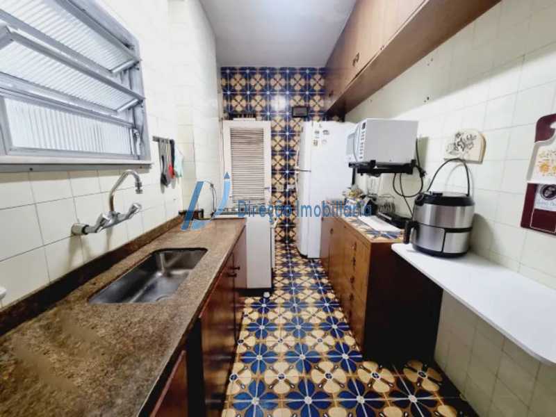 Apartamento à venda com 4 quartos, 141m² - Foto 17