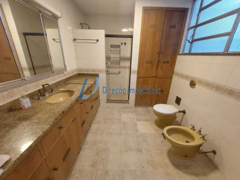 Apartamento à venda com 4 quartos, 237m² - Foto 17