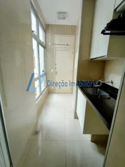 Apartamento à venda com 3 quartos, 97m² - Foto 19