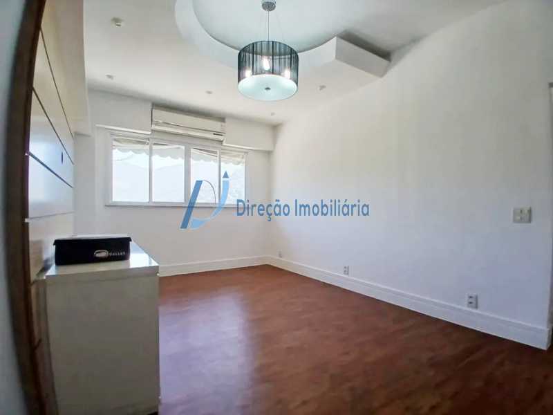 Apartamento à venda com 3 quartos, 88m² - Foto 2