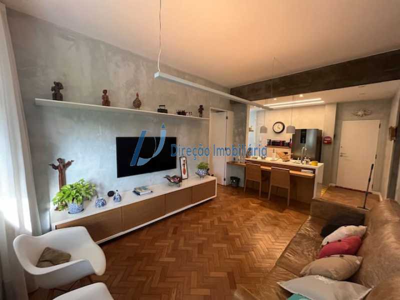 Apartamento à venda com 2 quartos, 70m² - Foto 1