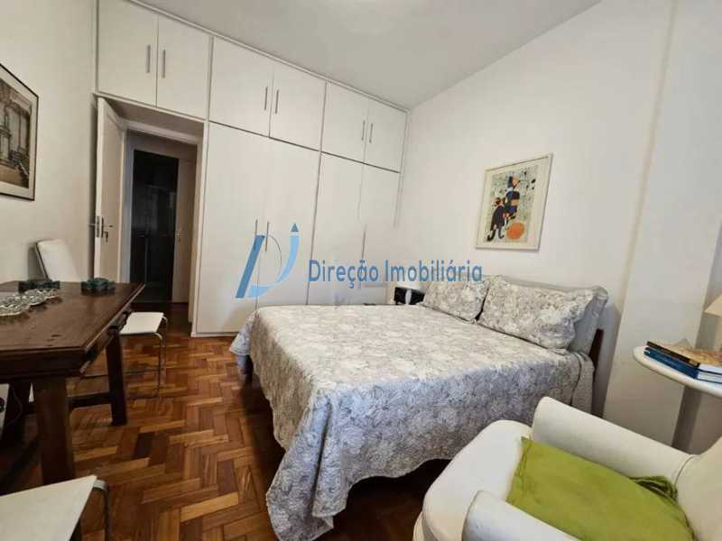 Apartamento à venda com 3 quartos, 118m² - Foto 9