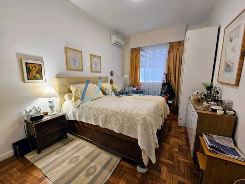 Apartamento à venda com 3 quartos, 118m² - Foto 11