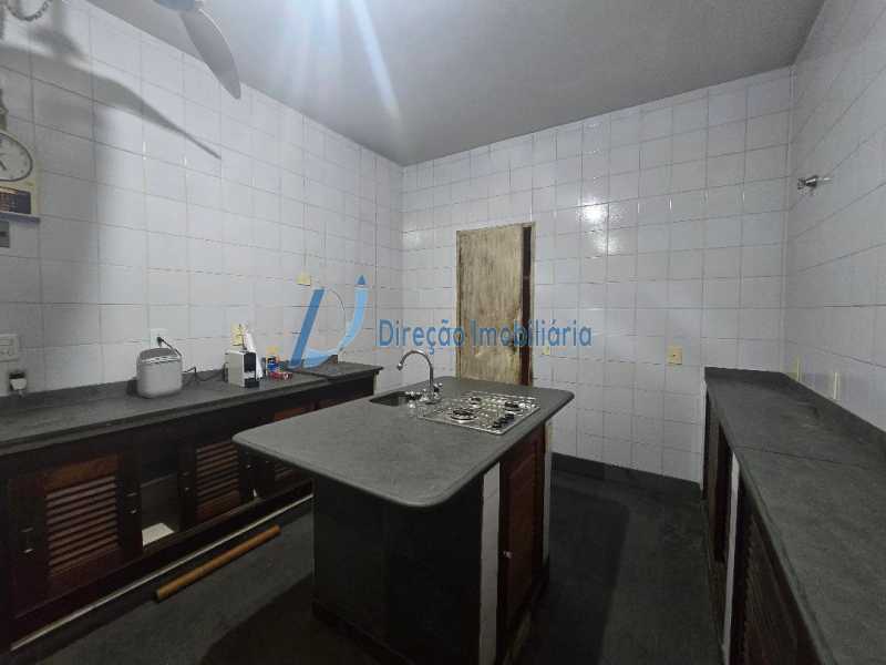 Apartamento à venda com 4 quartos, 170m² - Foto 18