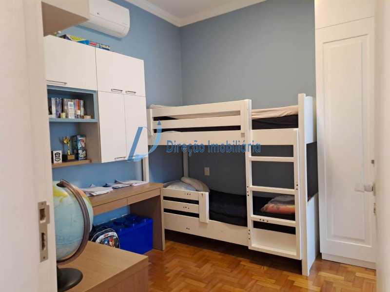 Apartamento à venda com 3 quartos, 150m² - Foto 12