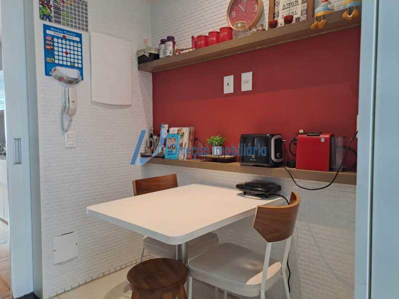 Apartamento à venda com 3 quartos, 150m² - Foto 24