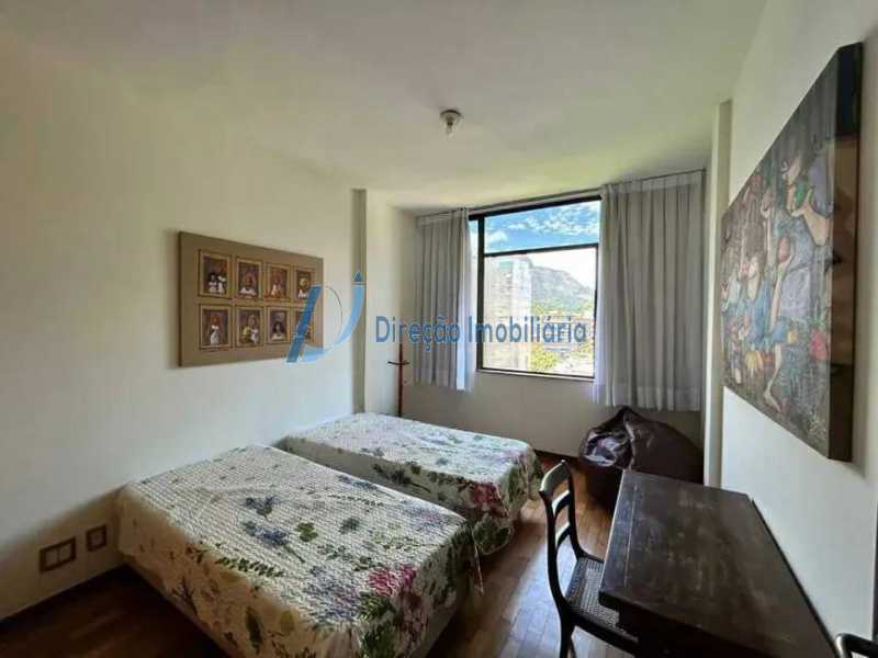 Apartamento à venda com 3 quartos, 137m² - Foto 13