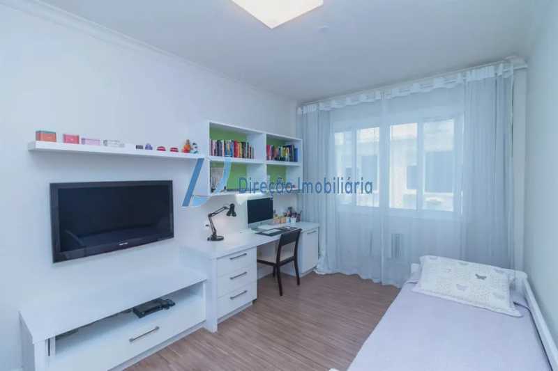 Apartamento à venda com 3 quartos, 153m² - Foto 13