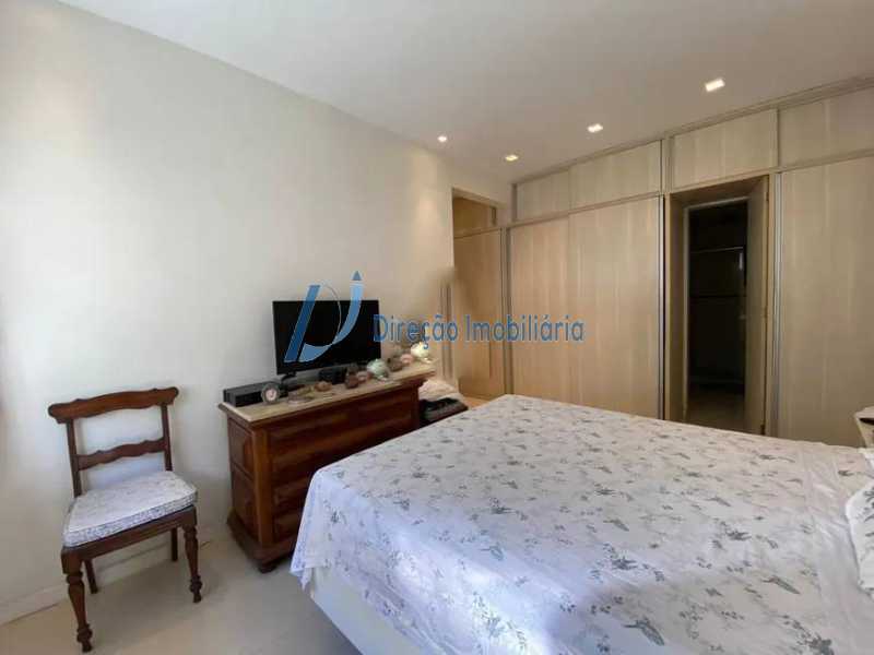 Apartamento à venda com 4 quartos, 160m² - Foto 11