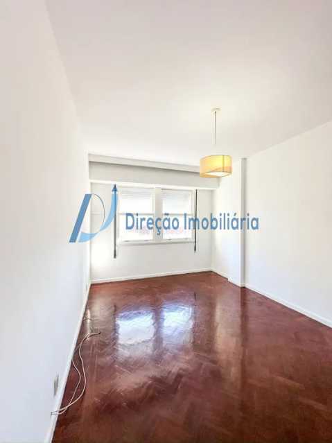 Apartamento à venda com 3 quartos, 104m² - Foto 4