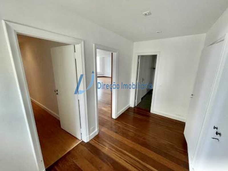 Apartamento à venda com 4 quartos, 258m² - Foto 8